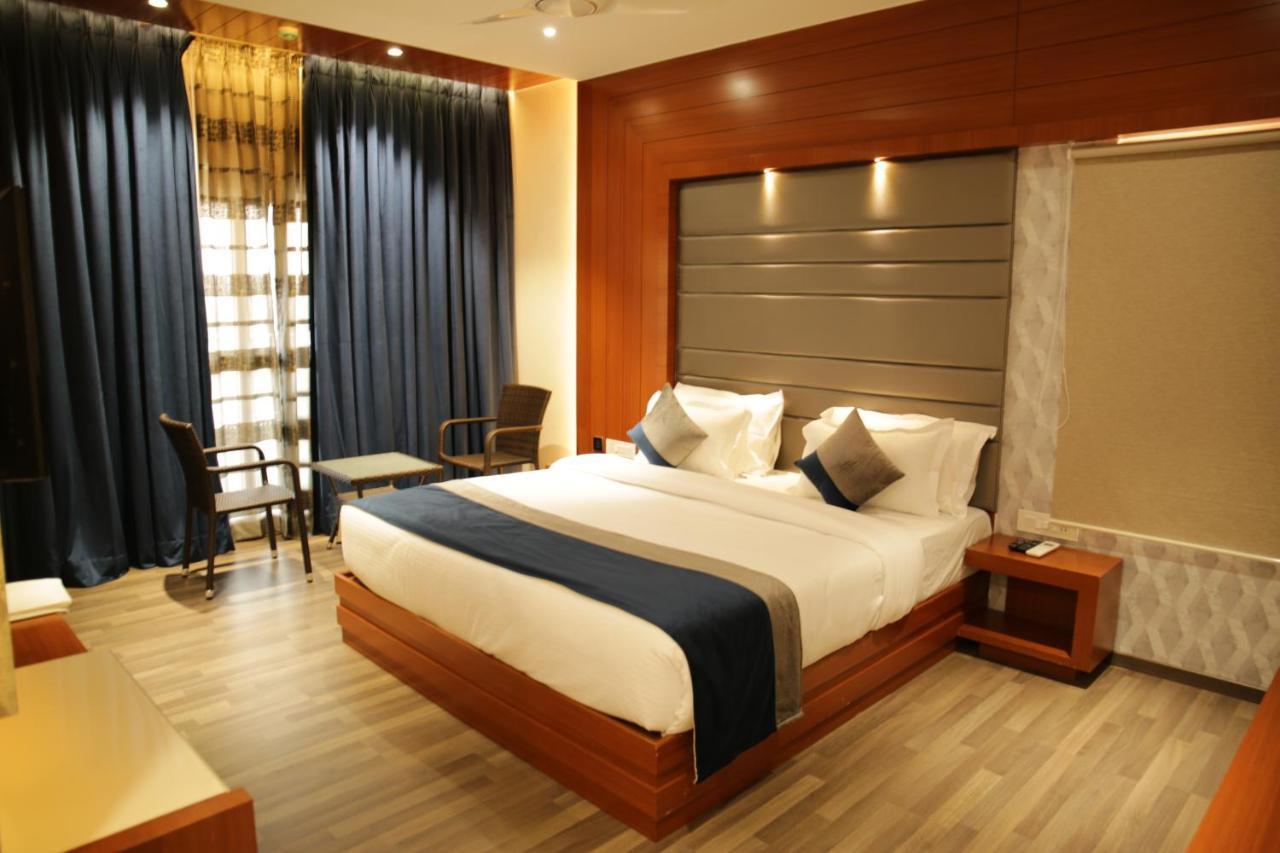 Robusta Inn Chikmagalur Ngoại thất bức ảnh