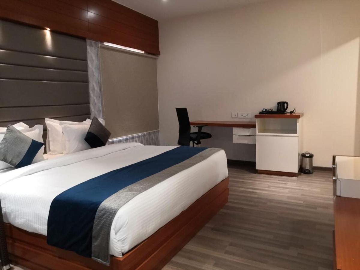 Robusta Inn Chikmagalur Ngoại thất bức ảnh